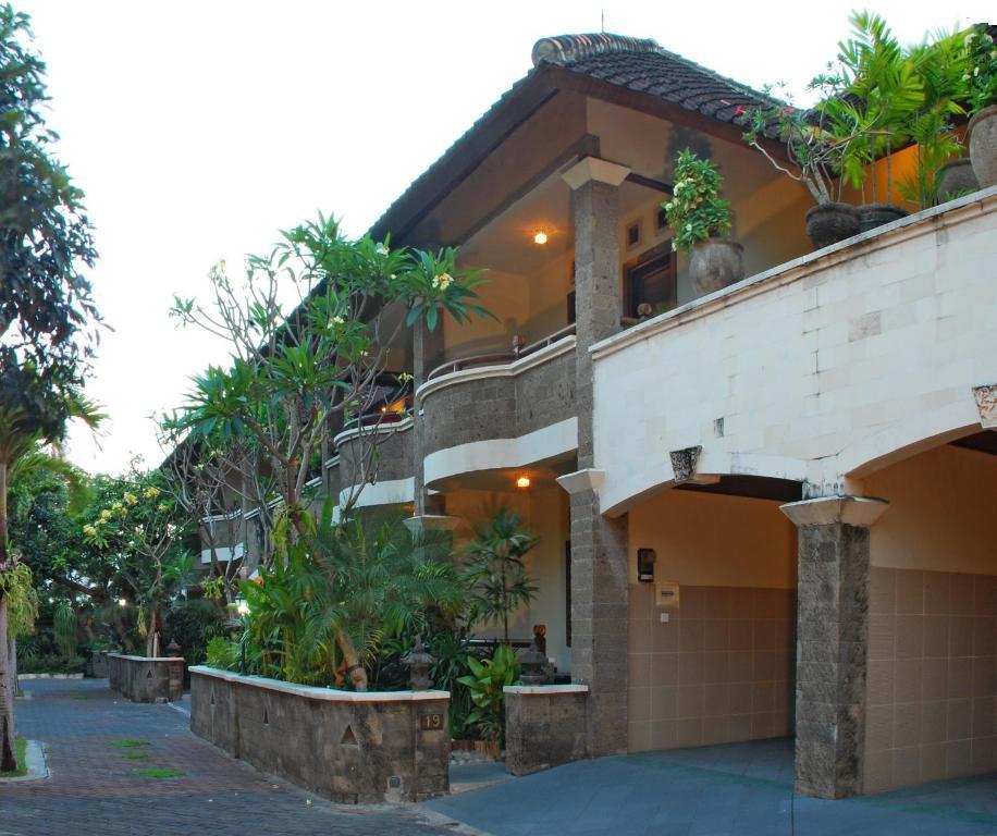 Taman Ayu 212 Hotel Denpasar  Exterior photo